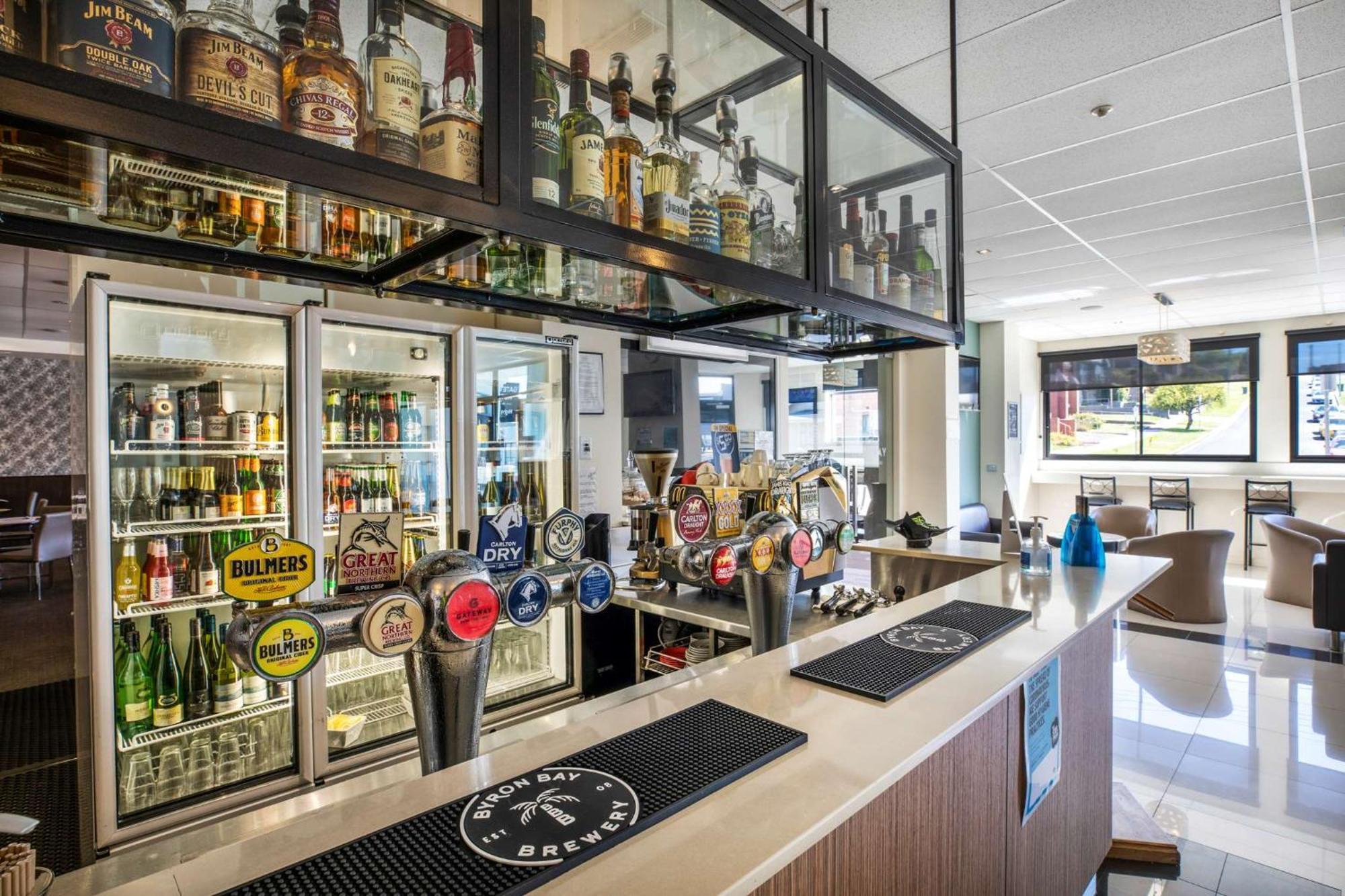 Gateway Hotel By Nightcap Plus Devonport Kültér fotó